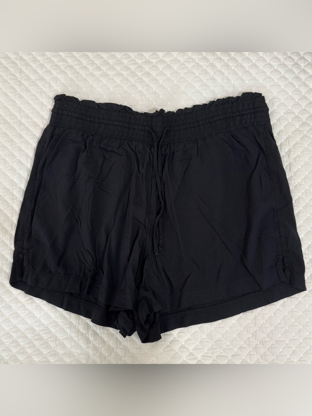 Abercrombie & Fitch - Black Tie Waist Shorts - Picture 1 of 3